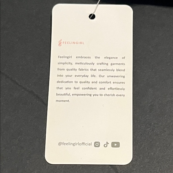 FEELINGIRL NWT Set of 4 Bras Black, Beige, Lavender, Light Blue - Picture 5 of 7